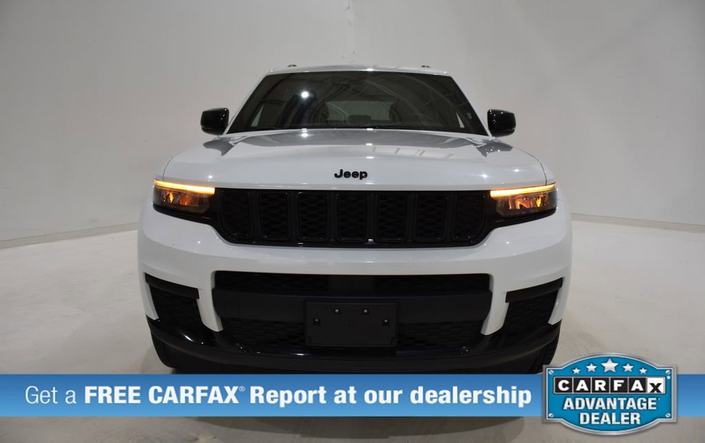 Used 2024 Jeep Grand Cherokee L Laredo AWD/4WD image 2
