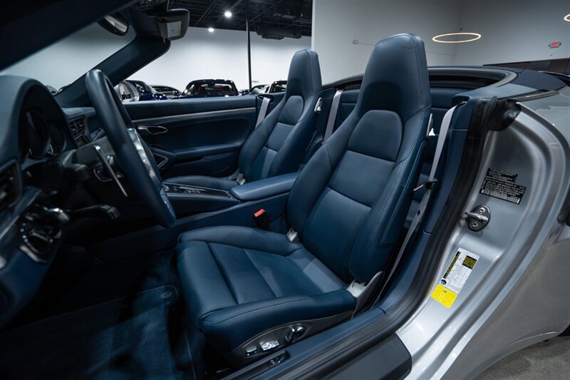 Used 2015 Porsche 911 Turbo w/ Sport Chrono Package AWD/4WD image 22