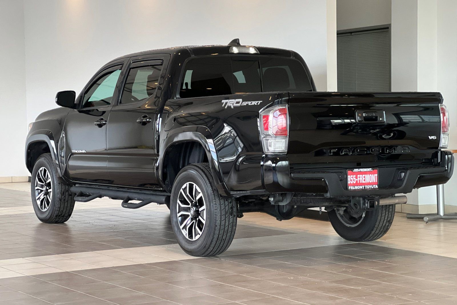 Certified 2020 Toyota Tacoma TRD Sport RWD image 6