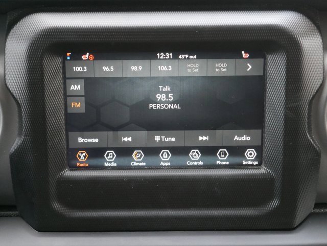 Used 2022 Jeep Gladiator Sport image 16