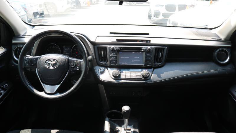 Used 2018 Toyota RAV4 XLE FWD image 19