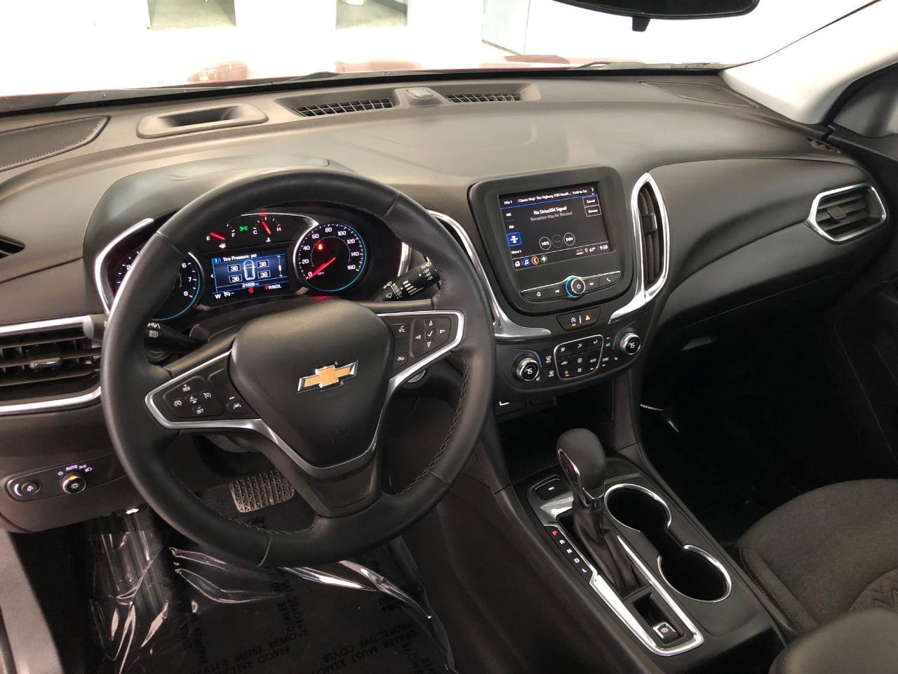 Used 2023 Chevrolet Equinox LT image 10