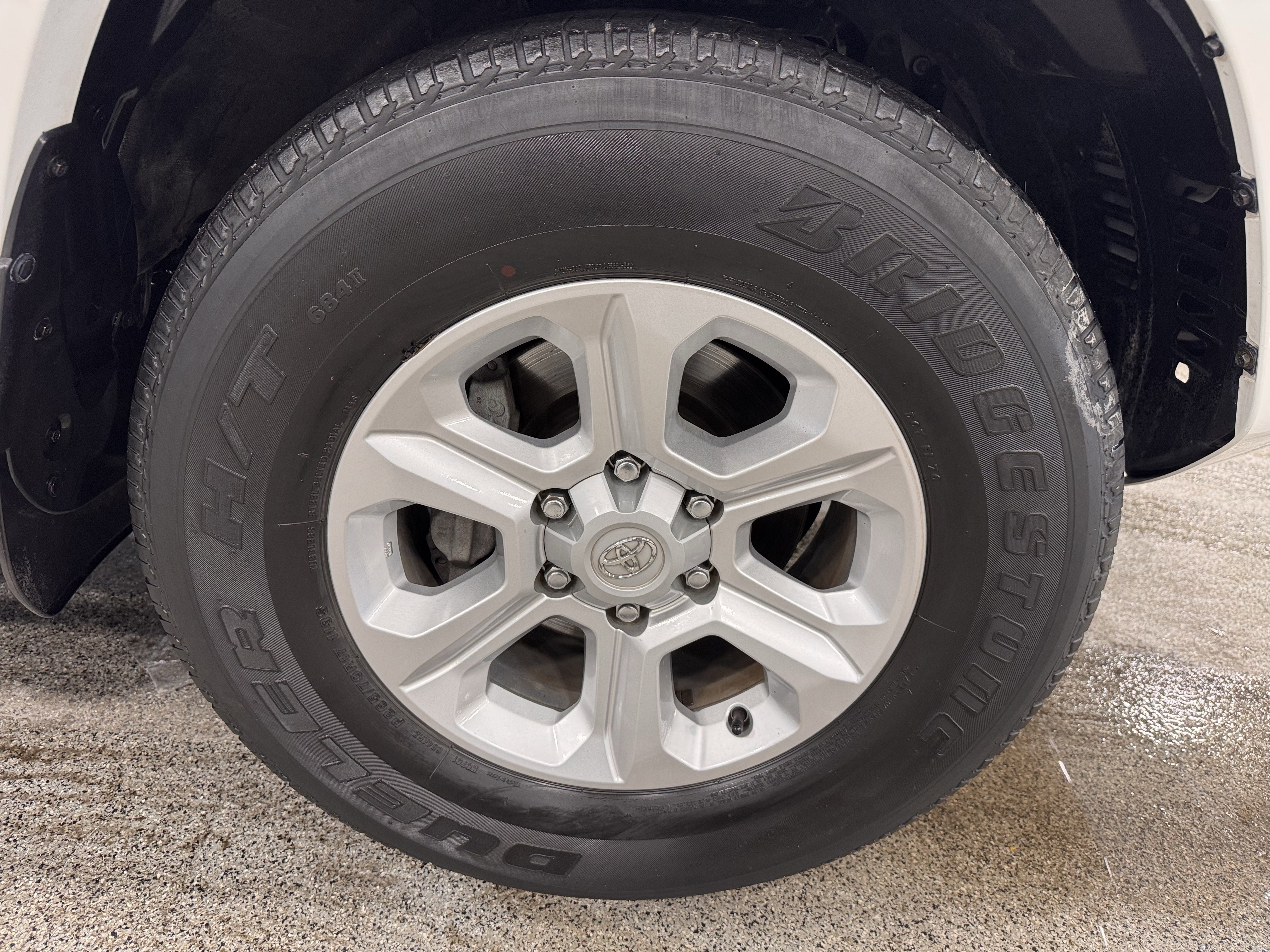 Used 2022 Toyota 4Runner SR5 image 28