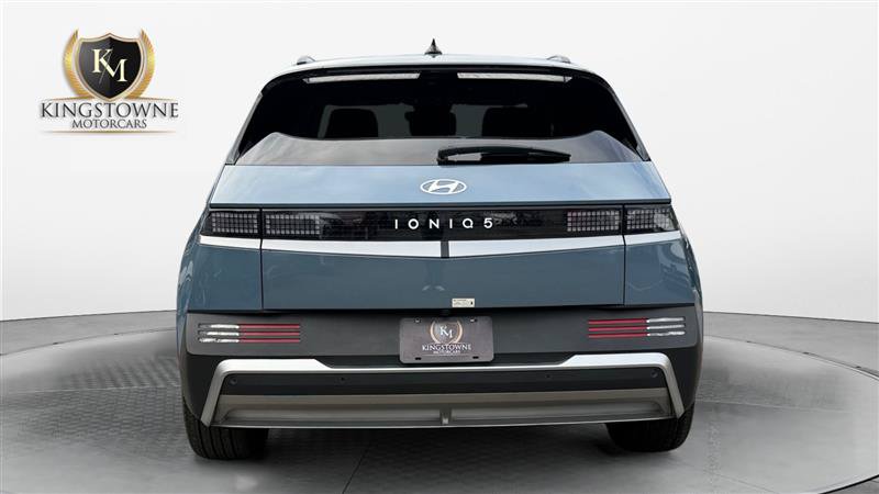 Used 2025 Hyundai Ioniq 5 SEL RWD image 4