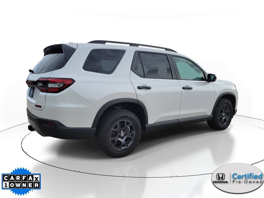 Certified 2026 Honda Pilot TrailSport image 4