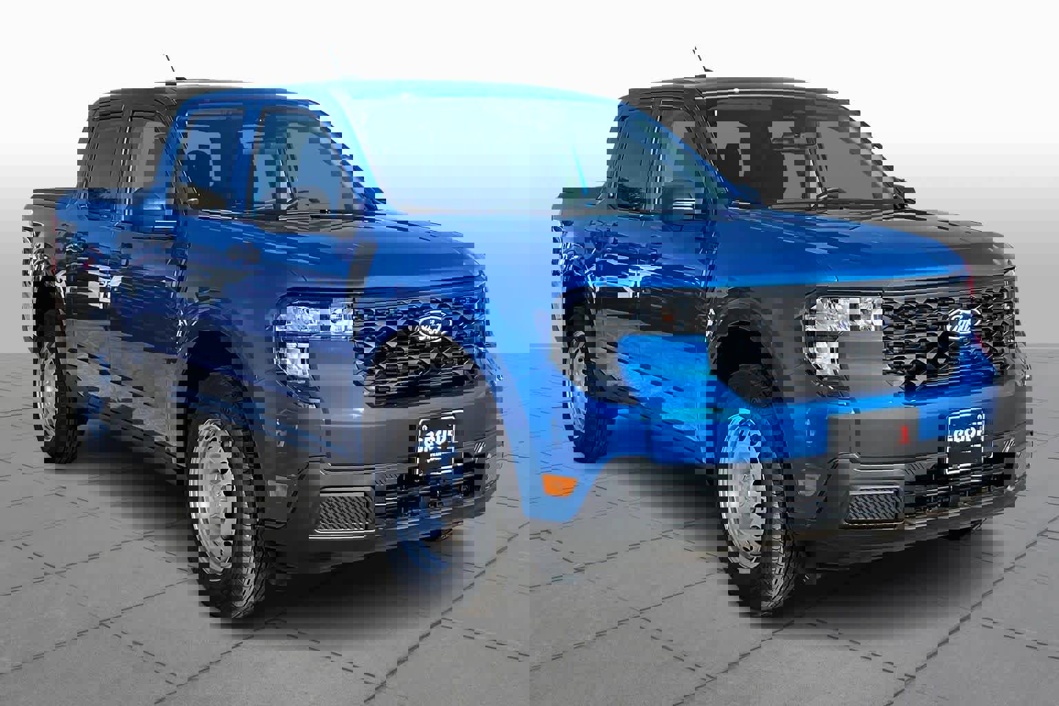 New 2025 Ford Maverick XL image 2