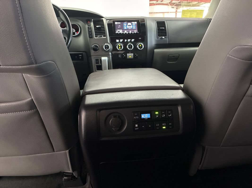 Used 2016 Toyota Sequoia Limited w/ Safety & Convenience Package AWD/4WD image 16