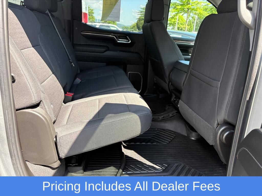 Used 2024 Chevrolet Silverado 1500 LT AWD/4WD image 21