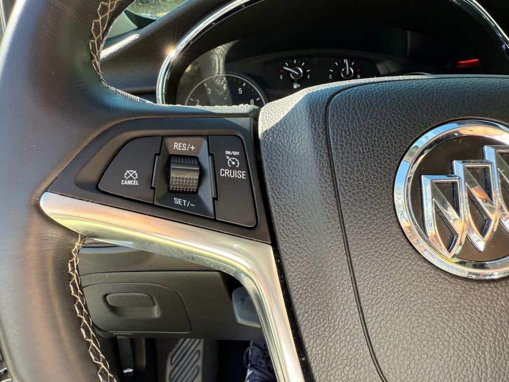 Used 2019 Buick Encore Sport Touring image 21