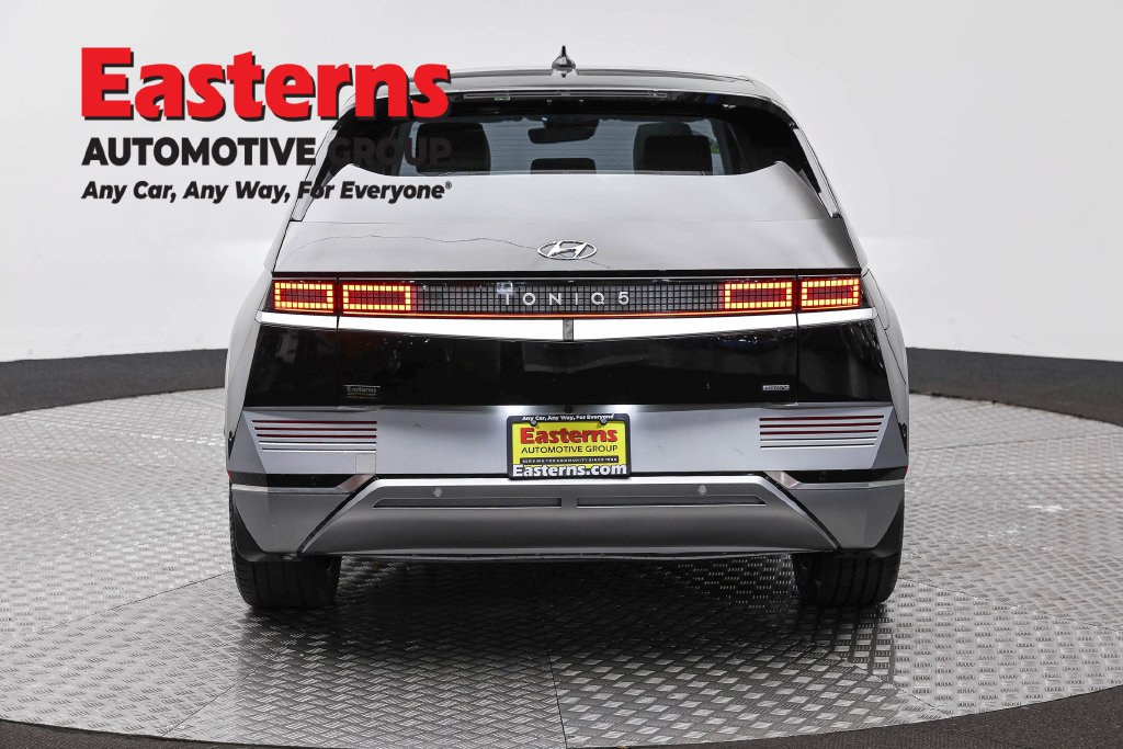 Used 2023 Hyundai Ioniq 5 Limited AWD/4WD image 8