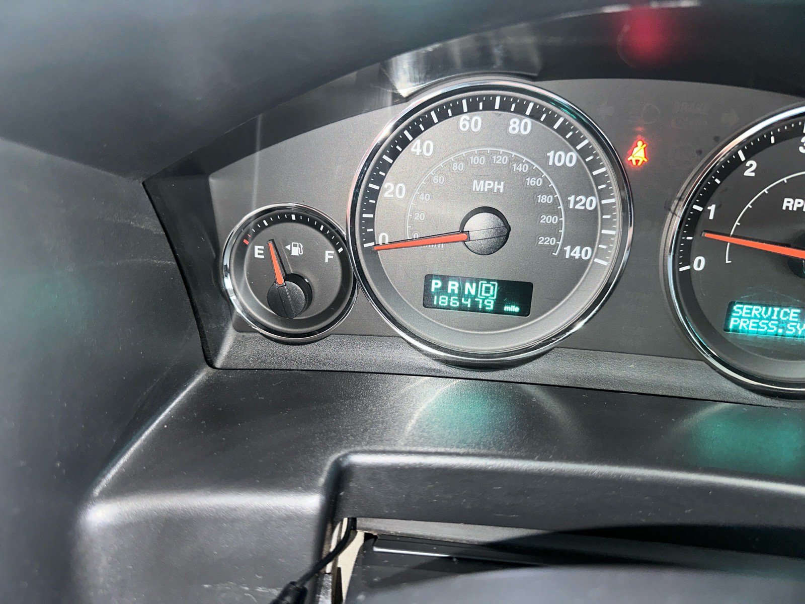 Used 2006 Jeep Commander Limited AWD/4WD image 45