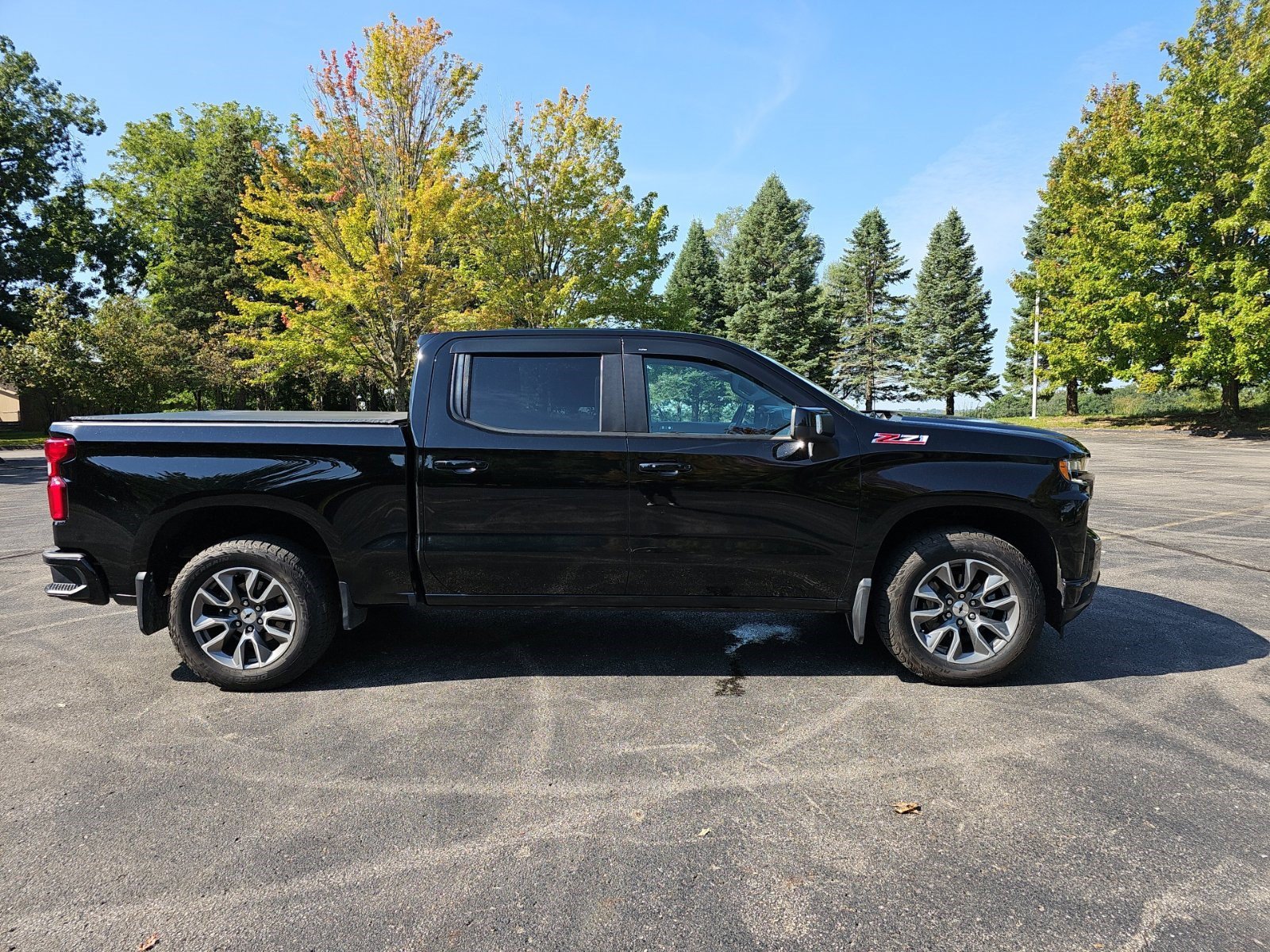 Used 2022 Chevrolet Silverado 1500 RST AWD/4WD image 7