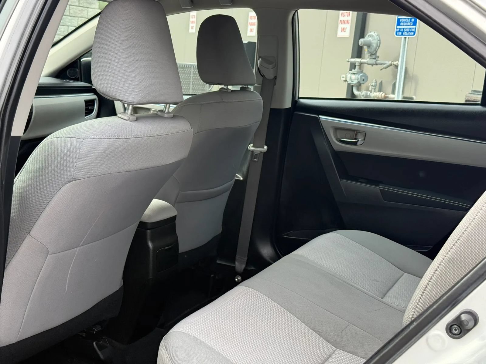 Used 2014 Toyota Corolla LE FWD image 10
