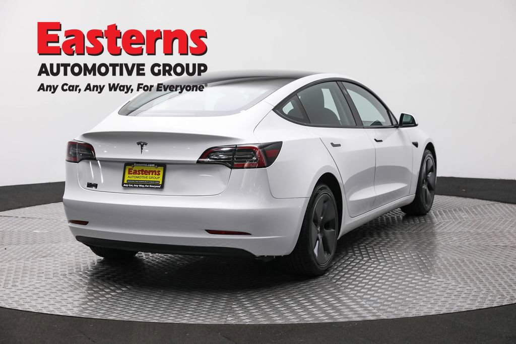 Used 2023 Tesla Model 3 Standard Range RWD image 5