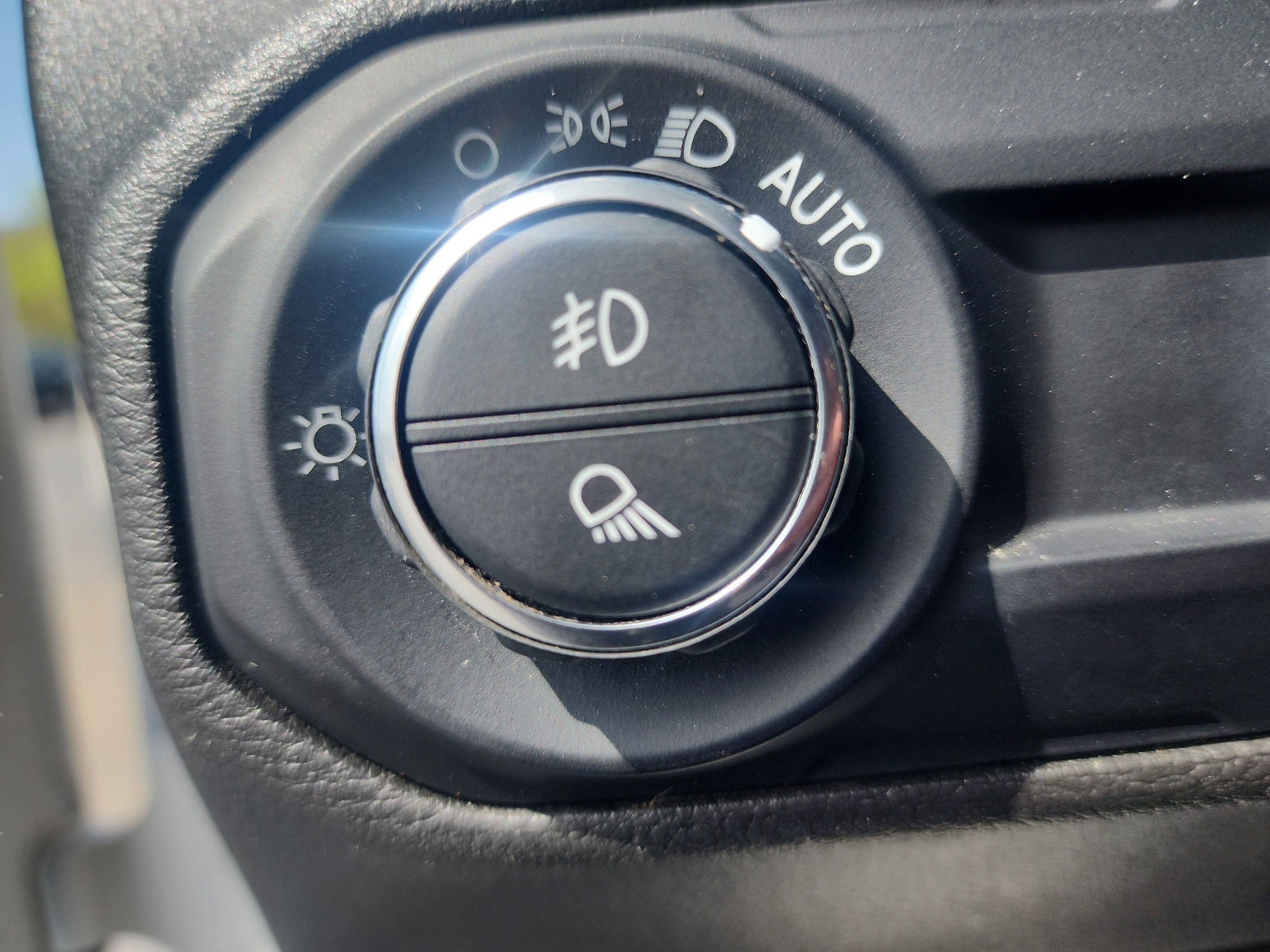 Used 2023 Jeep Gladiator Sport image 33