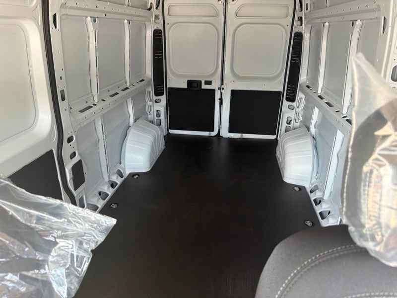 New 2026 RAM ProMaster 2500 w/ Convenience Group FWD image 12