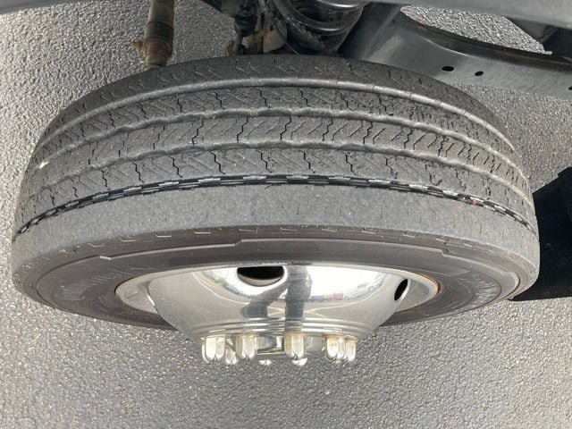 Used 2019 Ford F550 4x4 Regular Cab Super Duty image 13