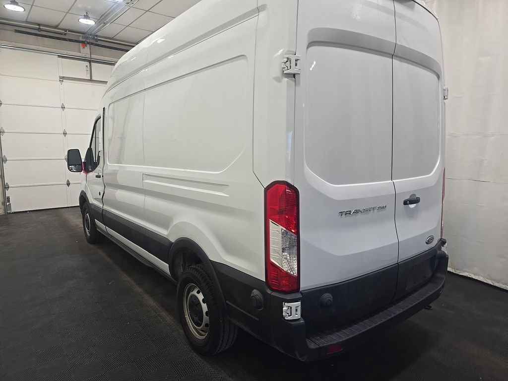 Used 2024 Ford Transit 250 148 High Roof RWD image 4