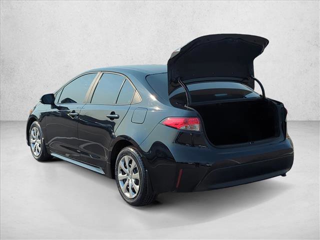 Used 2025 Toyota Corolla LE image 7