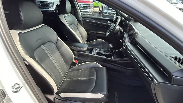 Used 2025 Kia K5 GT-Line w/ GT-Line Premium Package FWD image 11
