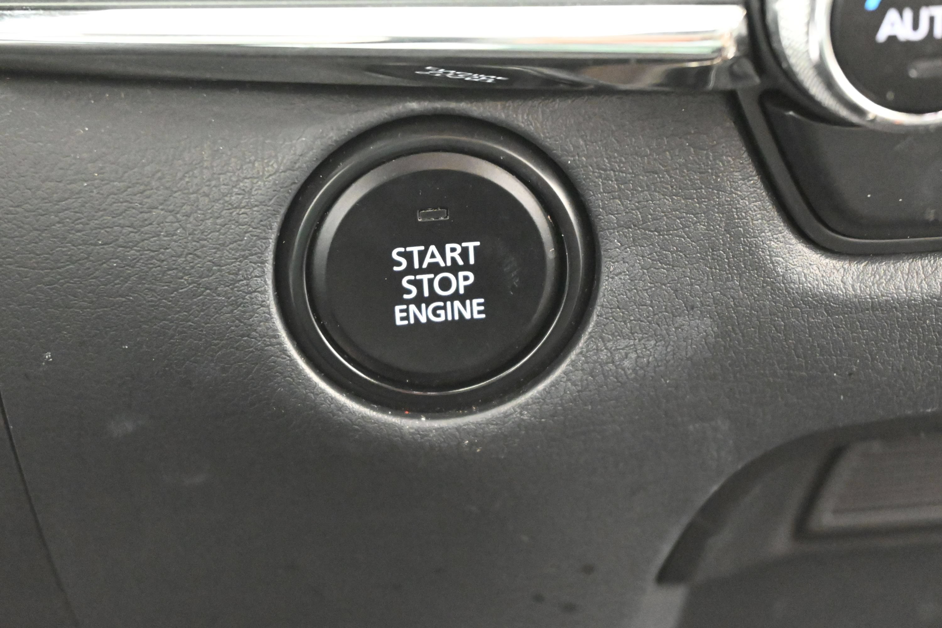 Used 2021 MAZDA CX-30 FWD 2.5 S w/ Premium Package image 20