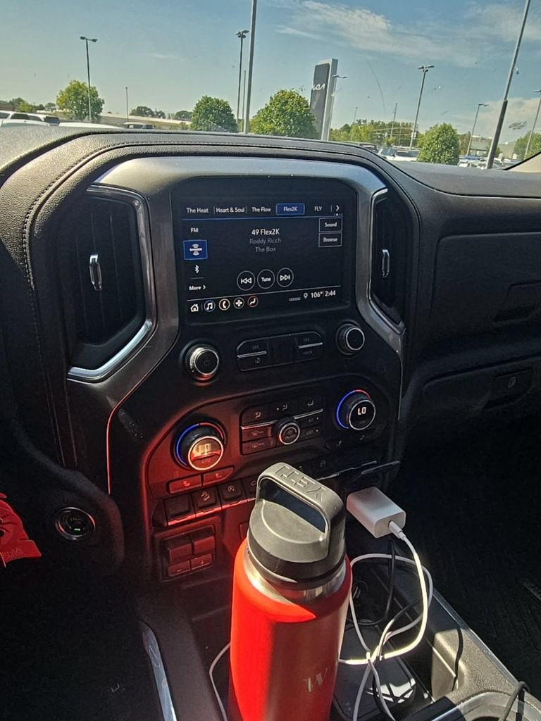 Used 2019 Chevrolet Silverado 1500 RST w/ All-Star Edition AWD/4WD image 3