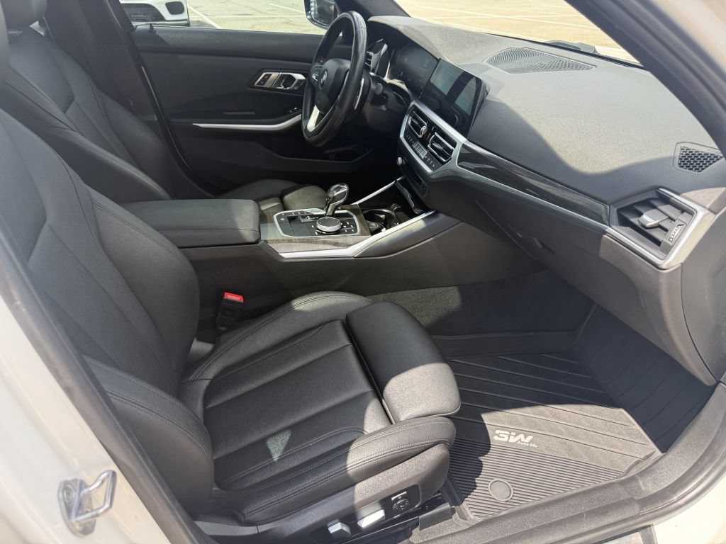 Used 2020 BMW 330i Sedan w/ Convenience Package RWD image 23