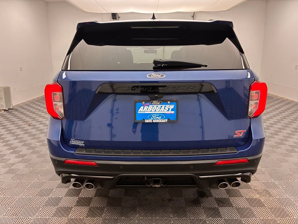 Certified 2023 Ford Explorer ST image 12