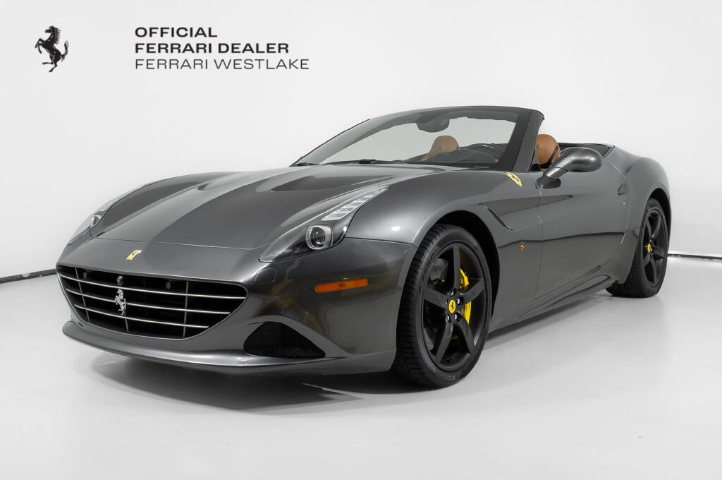 Used 2016 Ferrari California T RWD image 1