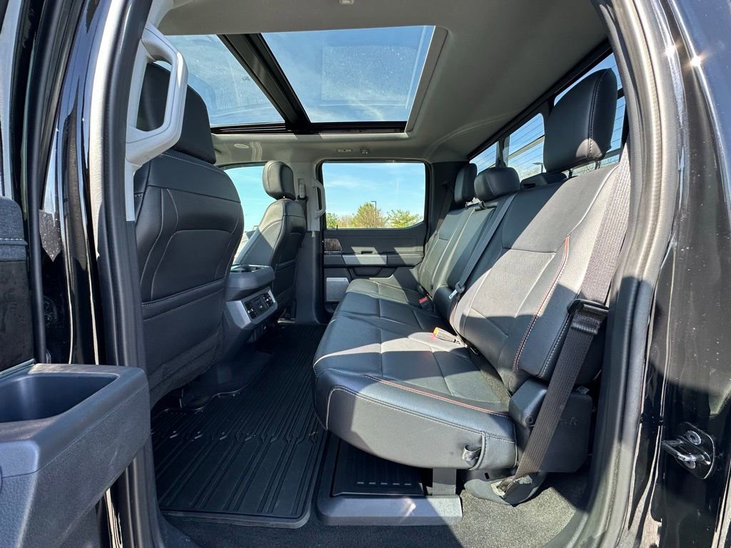 Used 2024 Ford F350 Lariat w/ Lariat Ultimate Package image 7