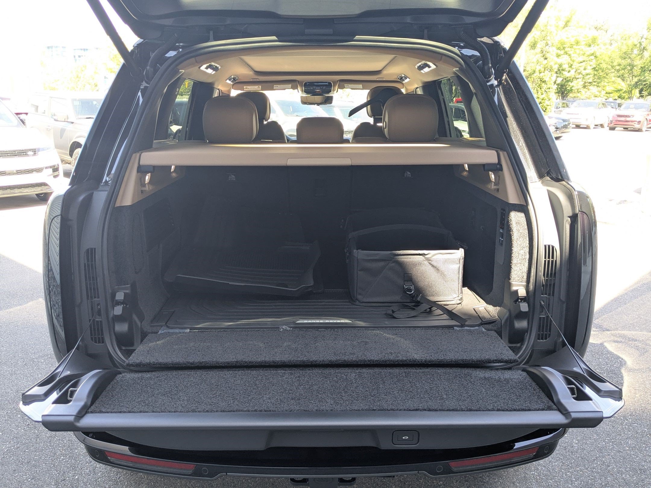 New 2026 Land Rover Range Rover SE AWD/4WD image 30