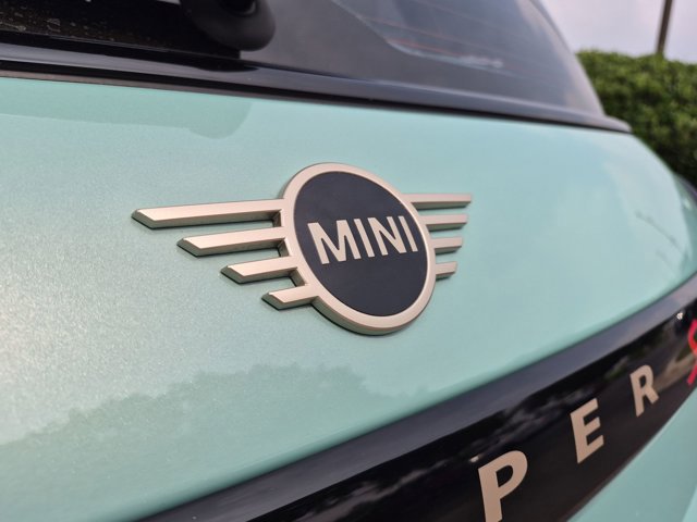 Used 2025 MINI Cooper S FWD image 30