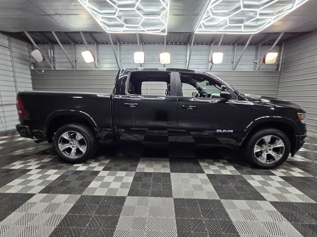 Used 2019 RAM 1500 Laramie w/ Sport Appearance Package AWD/4WD image 9