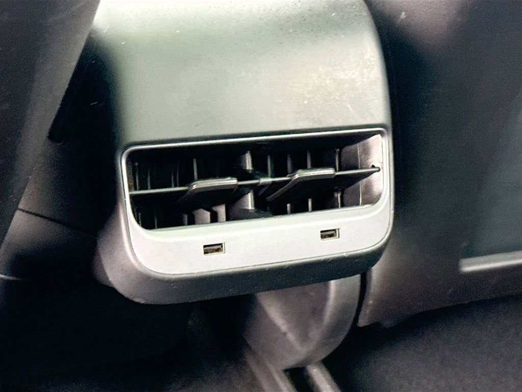 Used 2019 Tesla Model 3 Long Range image 22