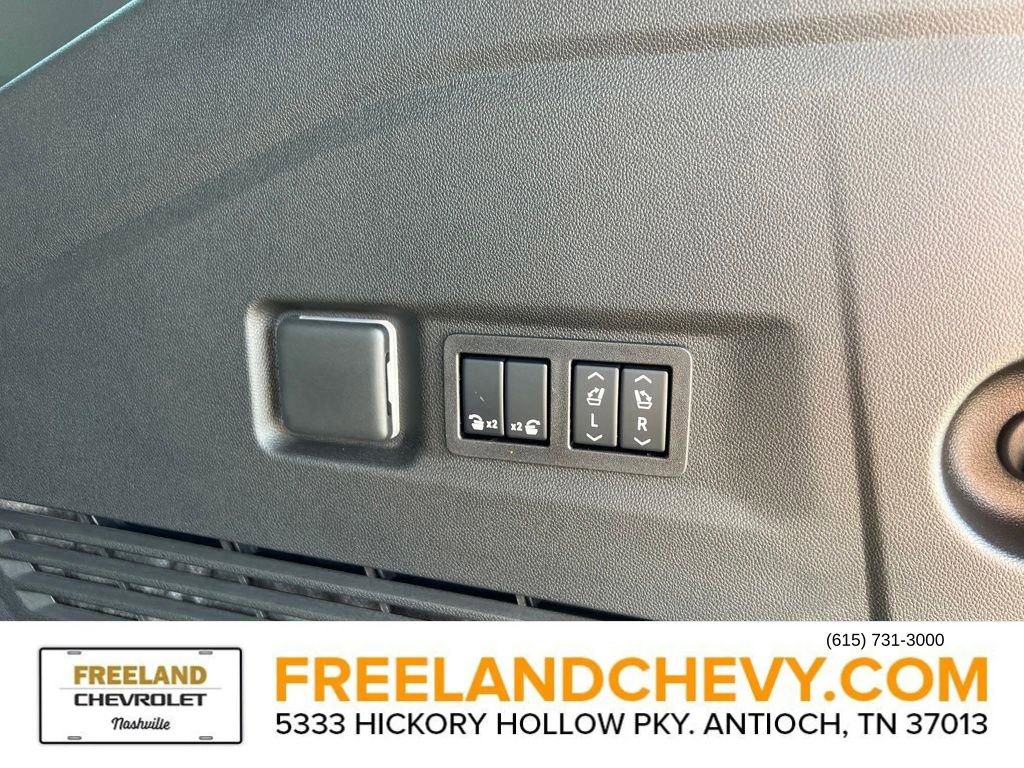 New 2026 Chevrolet Suburban Premier w/ Sun And Tow Package image 8