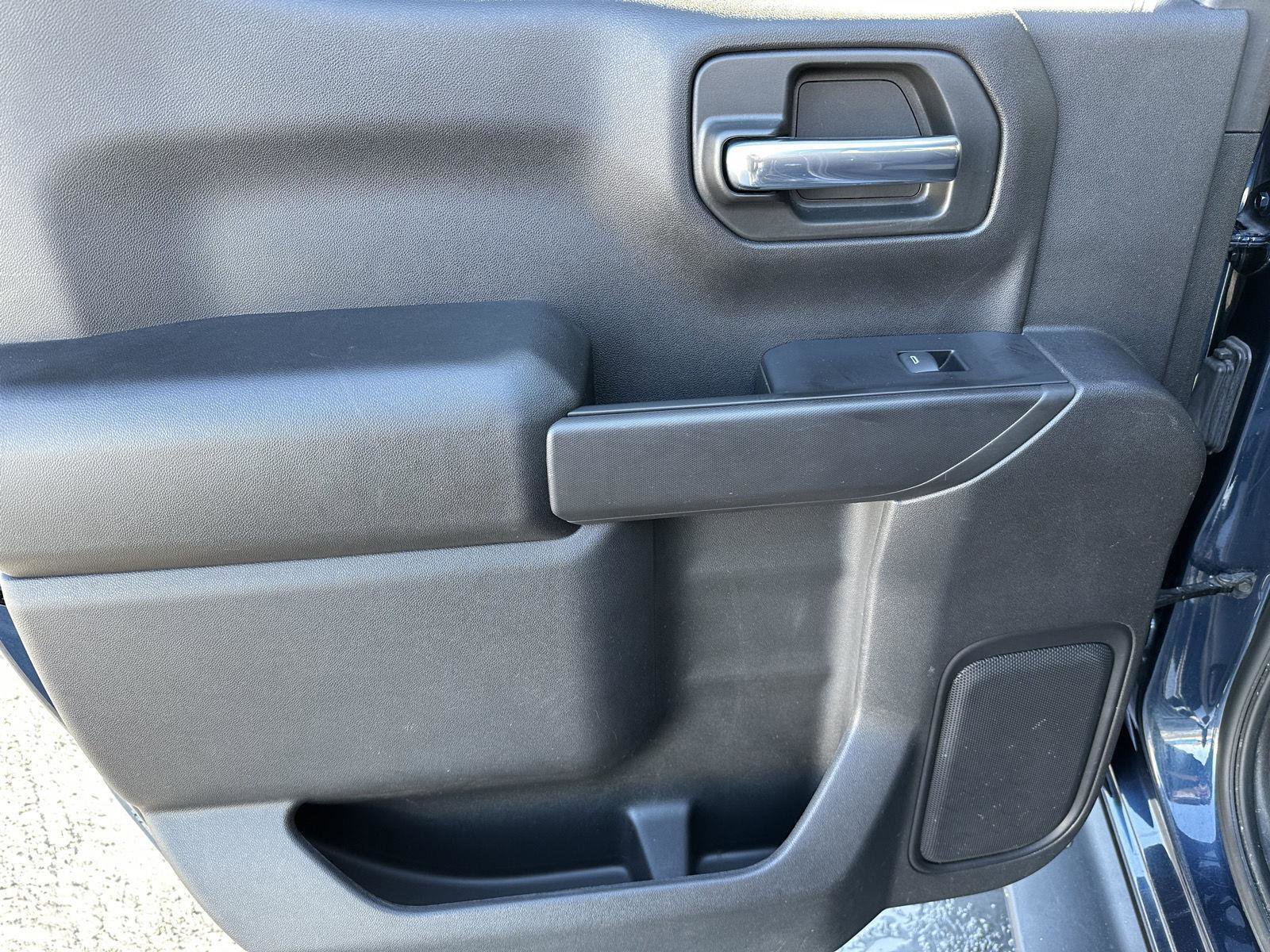 Used 2021 Chevrolet Silverado 1500 Custom image 29