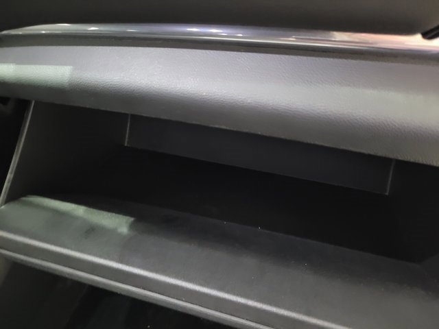 Used 2022 Chevrolet Traverse LT image 60