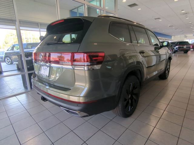 New 2026 Volkswagen Atlas SE image 3