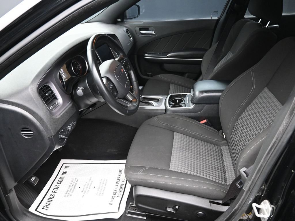 Used 2023 Dodge Charger SXT image 11