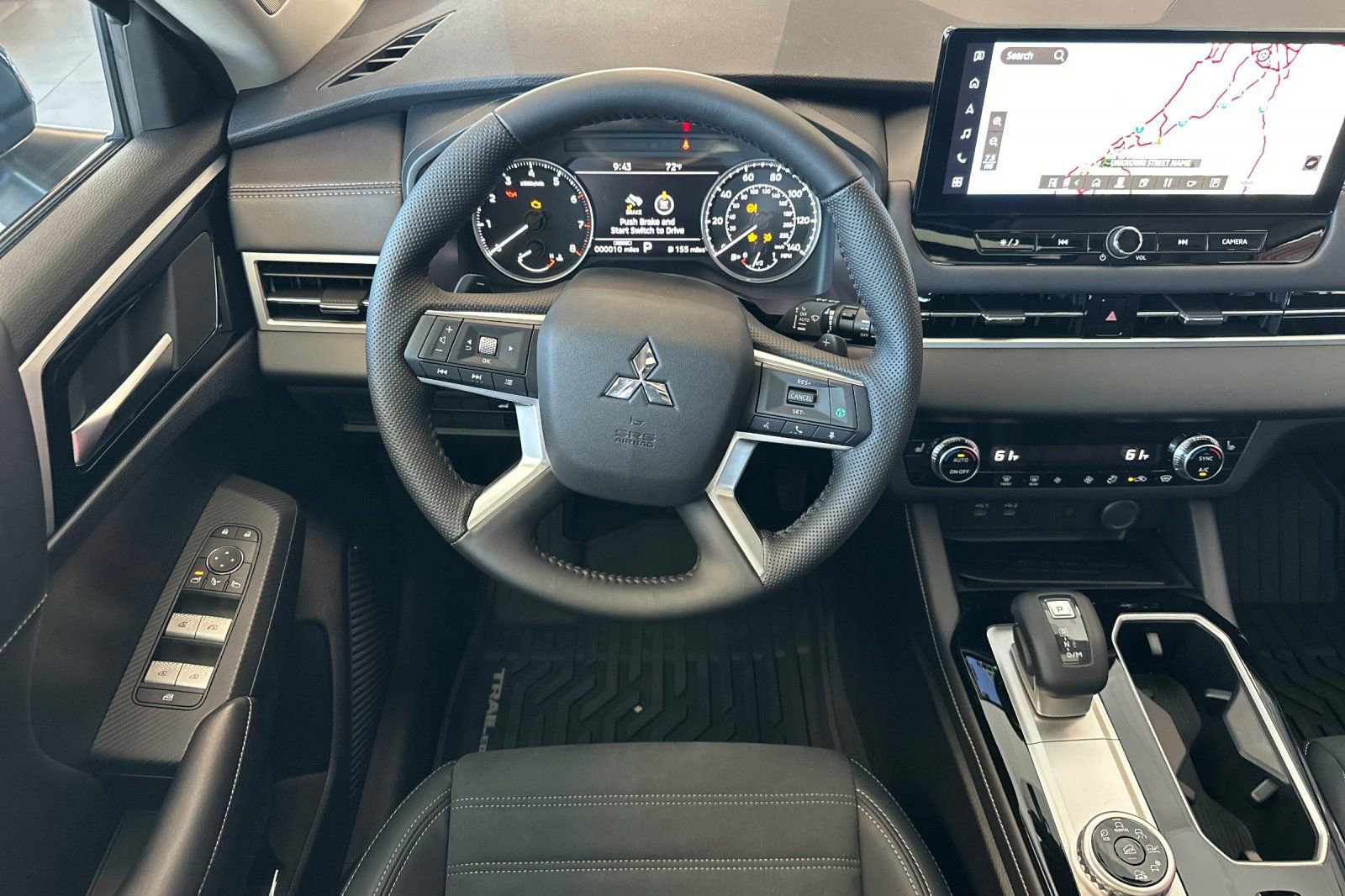 New 2025 Mitsubishi Outlander SE image 13