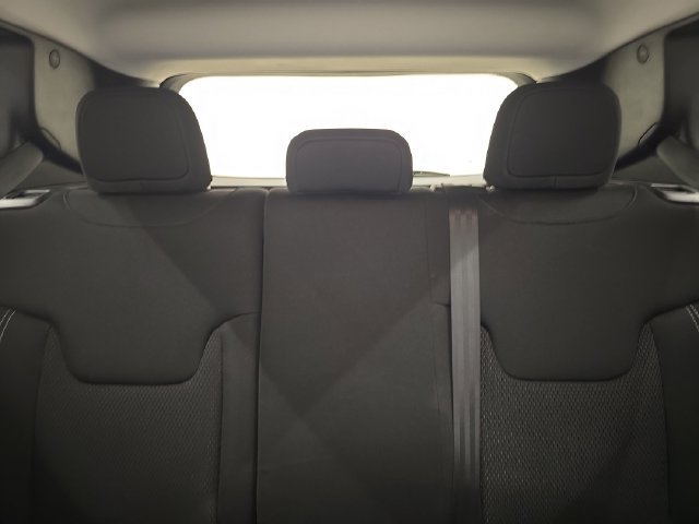 Used 2023 Jeep Renegade Altitude AWD/4WD image 20