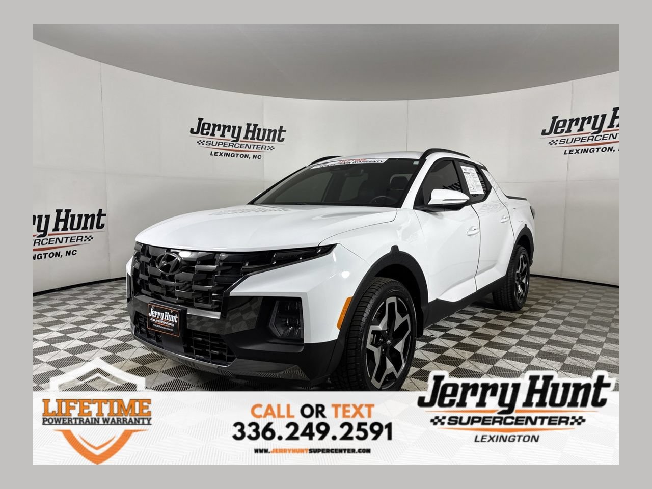 Used 2022 Hyundai Santa Cruz Limited AWD/4WD image 1