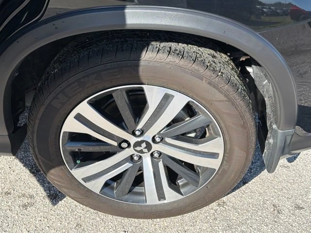 Used 2025 Mitsubishi Outlander Sport ES AWD/4WD image 16