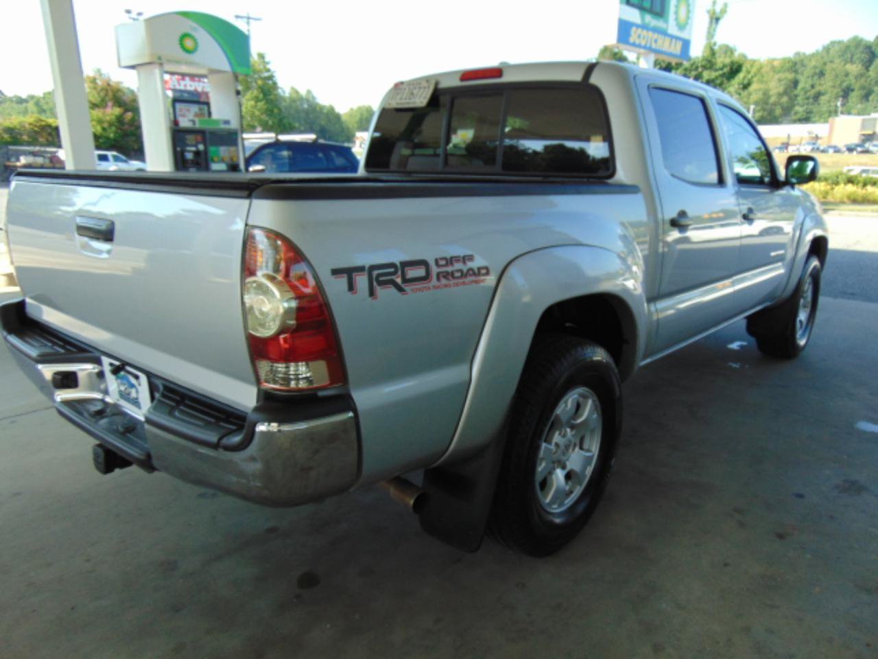 Used 2009 Toyota Tacoma 4x4 Double Cab image 4