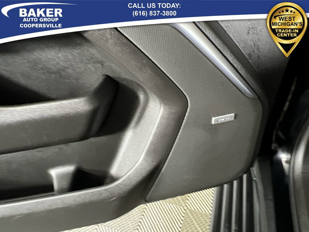 Used 2021 GMC Yukon Denali w/ Denali Premium Package image 25