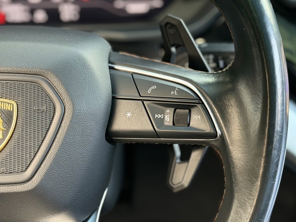 Used 2021 Lamborghini Urus image 46