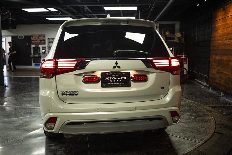Used 2022 Mitsubishi Outlander GT AWD/4WD image 6