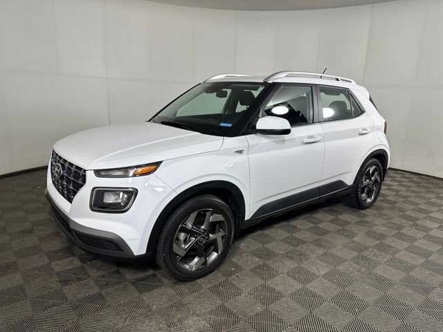 Certified 2023 Hyundai Venue SEL image 7
