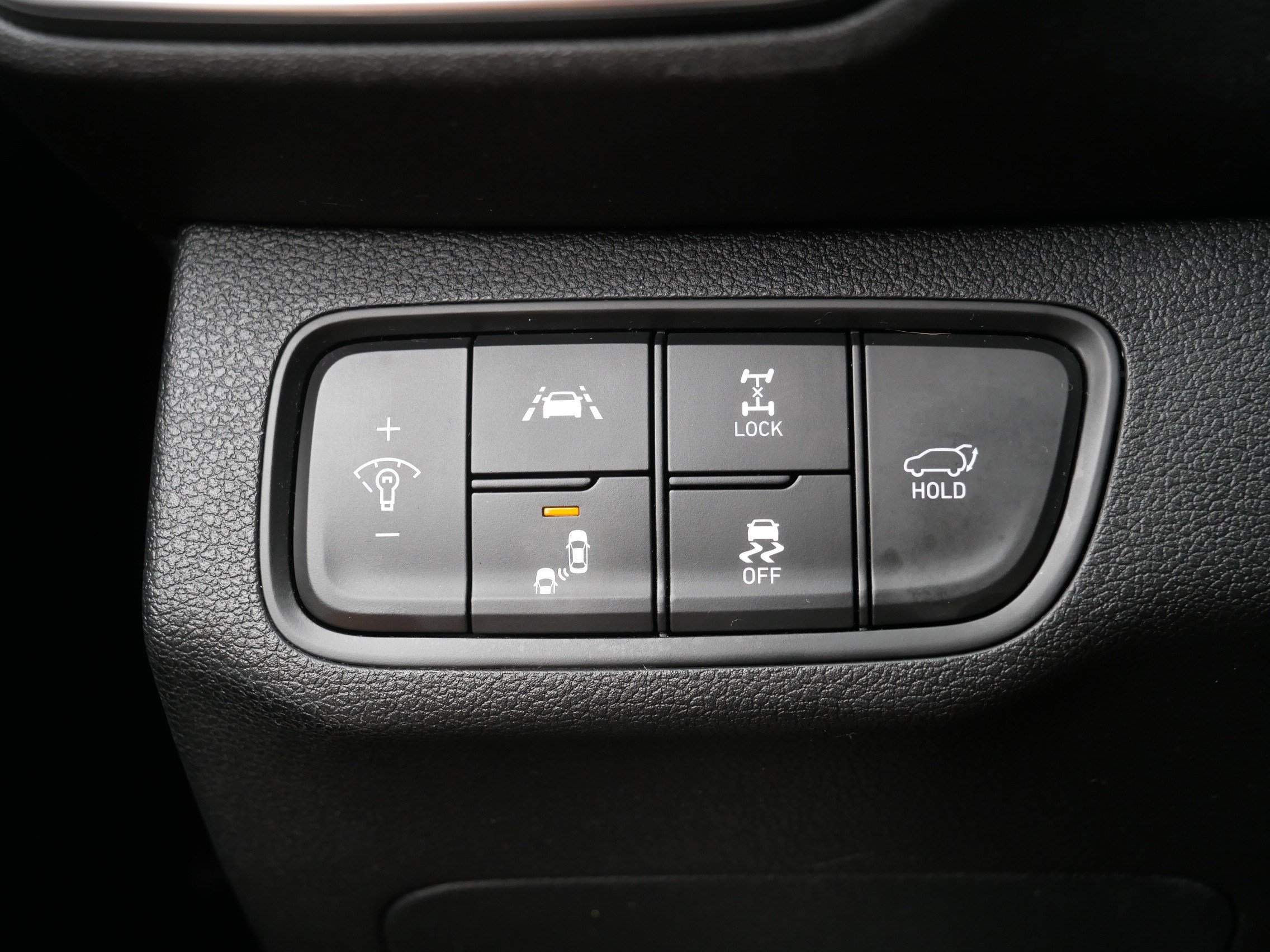 Used 2020 Hyundai Santa Fe Limited AWD/4WD image 26