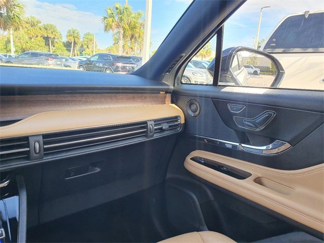 Certified 2021 Lincoln Corsair Reserve w/ Elements Package image 13